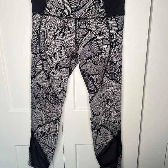 Lululemon Goal Crusher 7/8 Tight Leggings Women's Size 6 - Picture 1 of 5